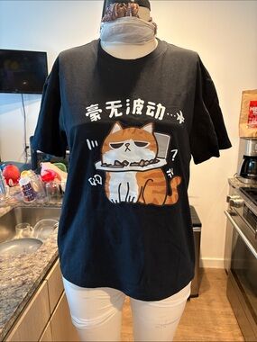 Forever 21 Black Tee with Orange & White Tabby Cat Graphic